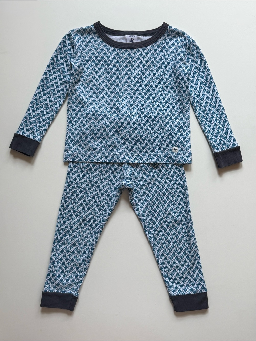 Petit Bateau Kids Unisex Long-Sleeve Boat Logo Pajama Set - Size 2Y